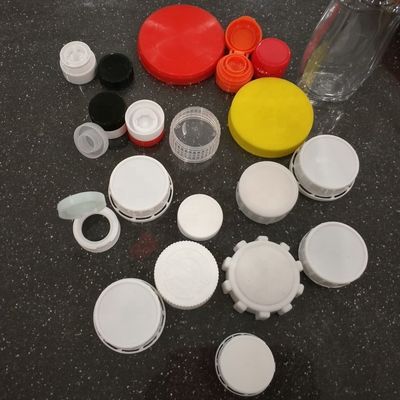Cappucci di plastica 38mm innocui per i bambini di plastica dei coperchi a vite ISO9001 della bottiglia del PE